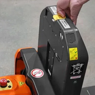 Noblelift PTX33 Edge Elite Lithium Electric Pallet Jack — view 3