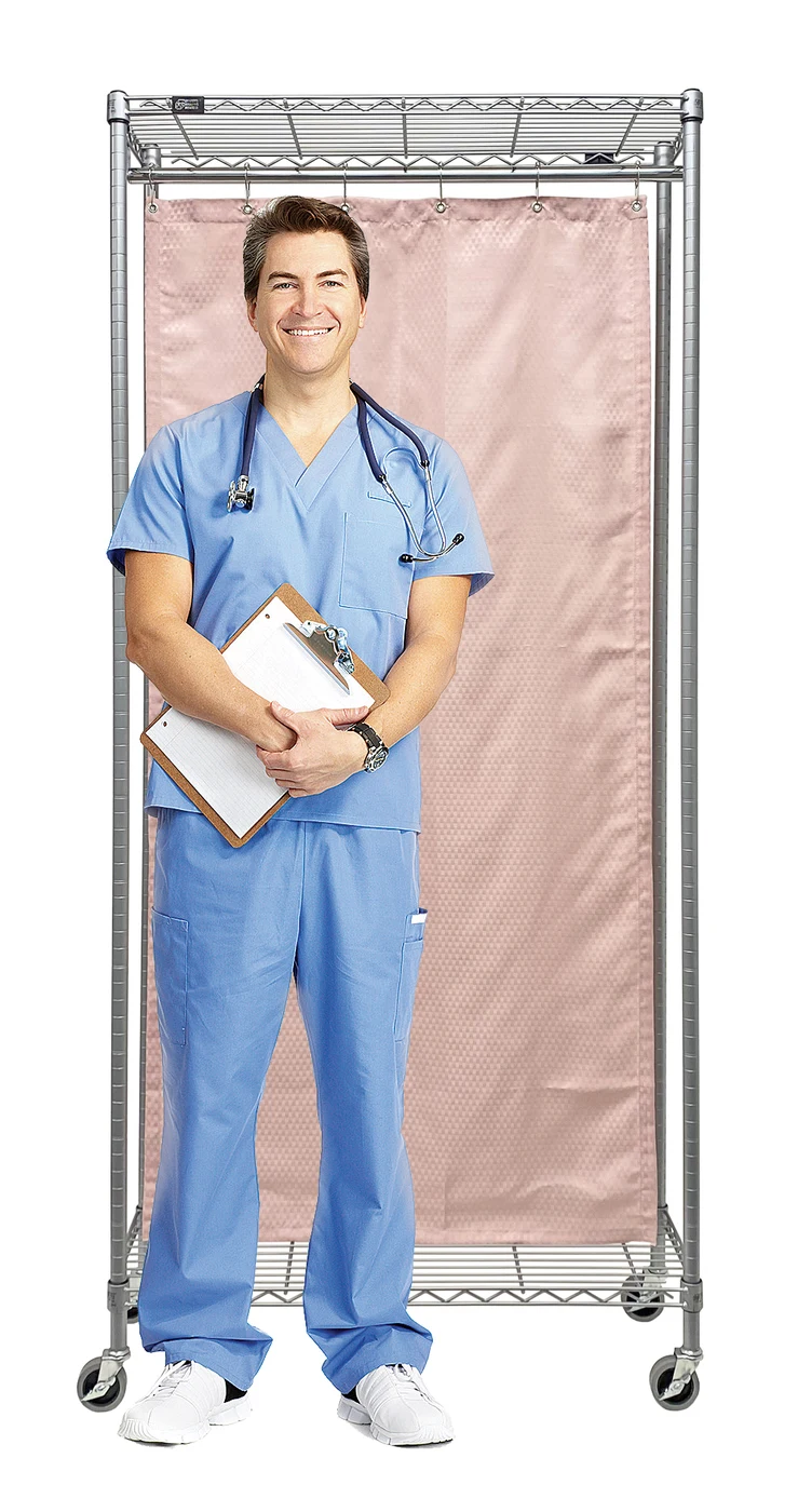 Quantum 3366PC 33in x 66in PRIVACY CURTAIN WITH RINGS — in use