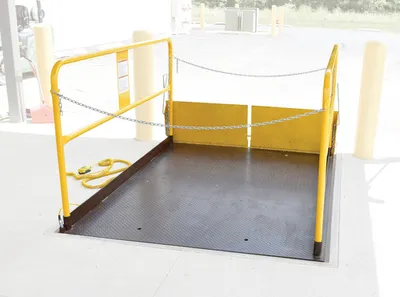 Vestil WL-100-5-68 Steel Premium Truck Scissor Dock Lift 1