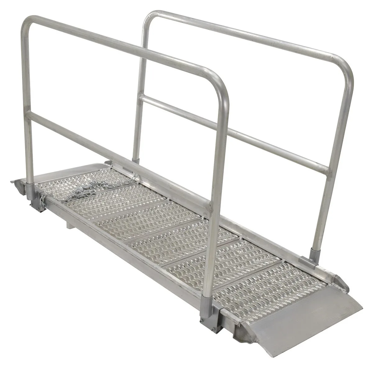 Vestil AWR-G-28-14A-HR aluminum grip-strut walk ramp