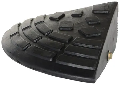 Vestil RCR-C rubber ramp shown from an alternate angle
