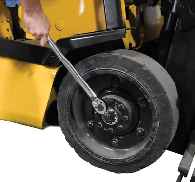 Vestil TW-12-10PK torque wrenche shown from an alternate angle